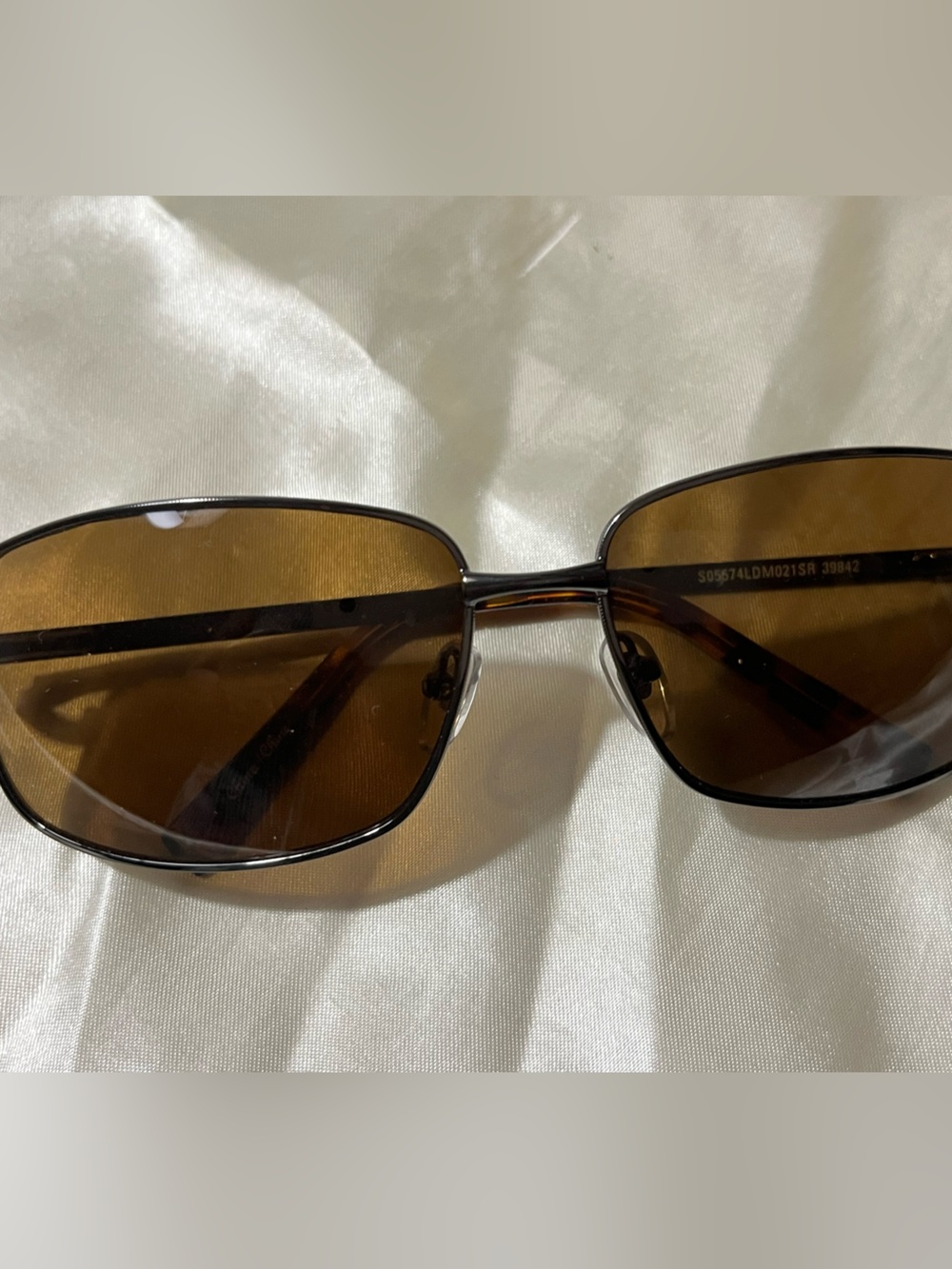 Mens's Dockers Brown Gradient Sunglasses - Lightweight metal Shades